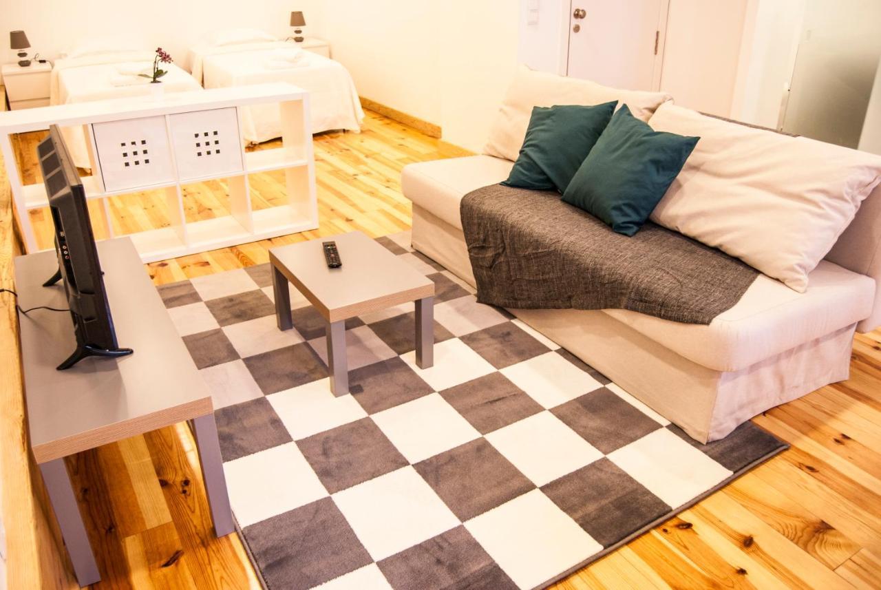 Daora Lisbon Low Cost Hostel Екстериор снимка