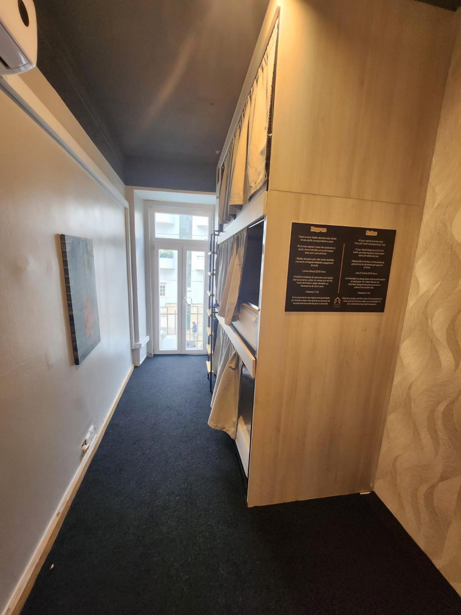 Daora Lisbon Low Cost Hostel Екстериор снимка