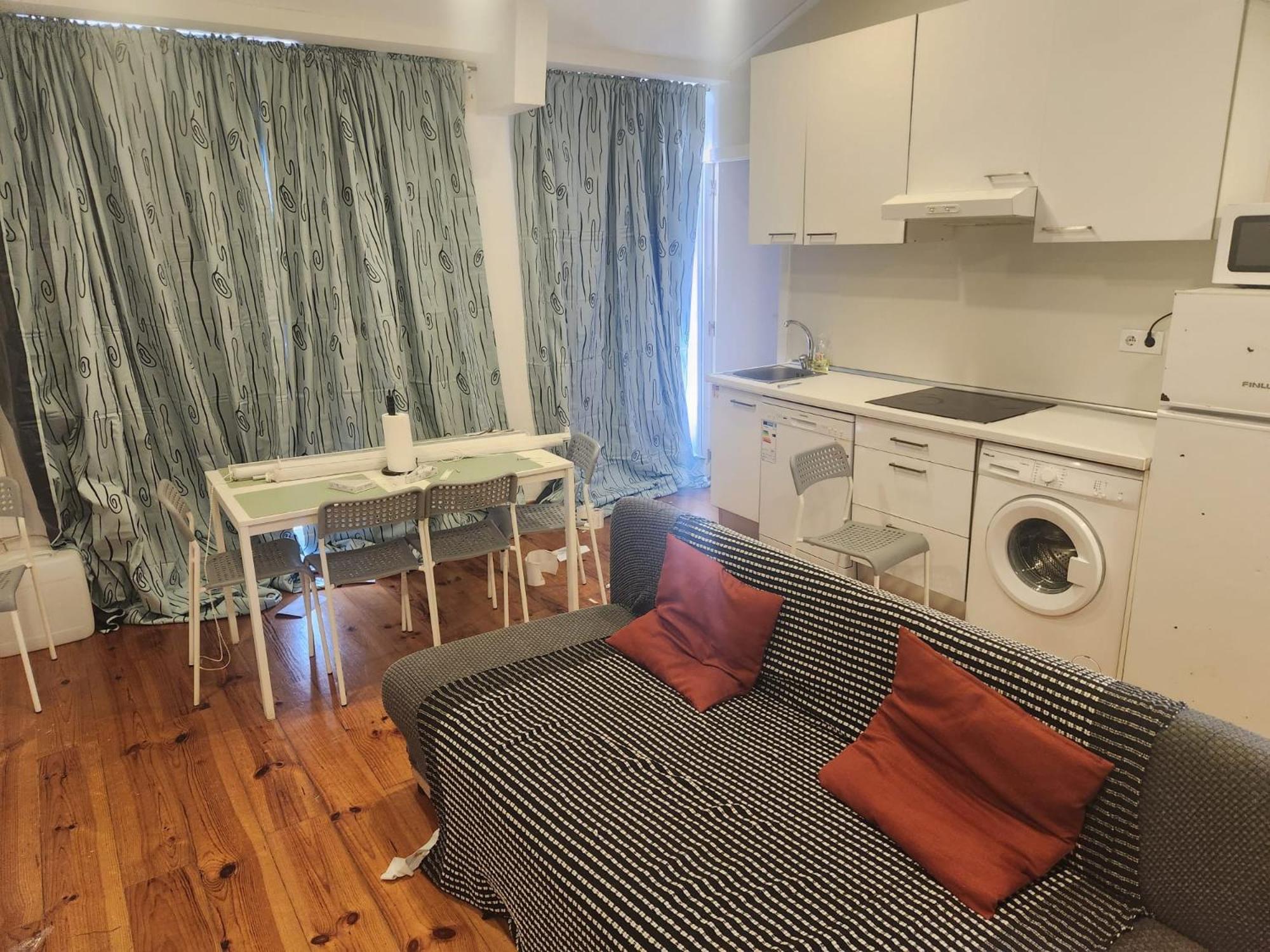 Daora Lisbon Low Cost Hostel Екстериор снимка
