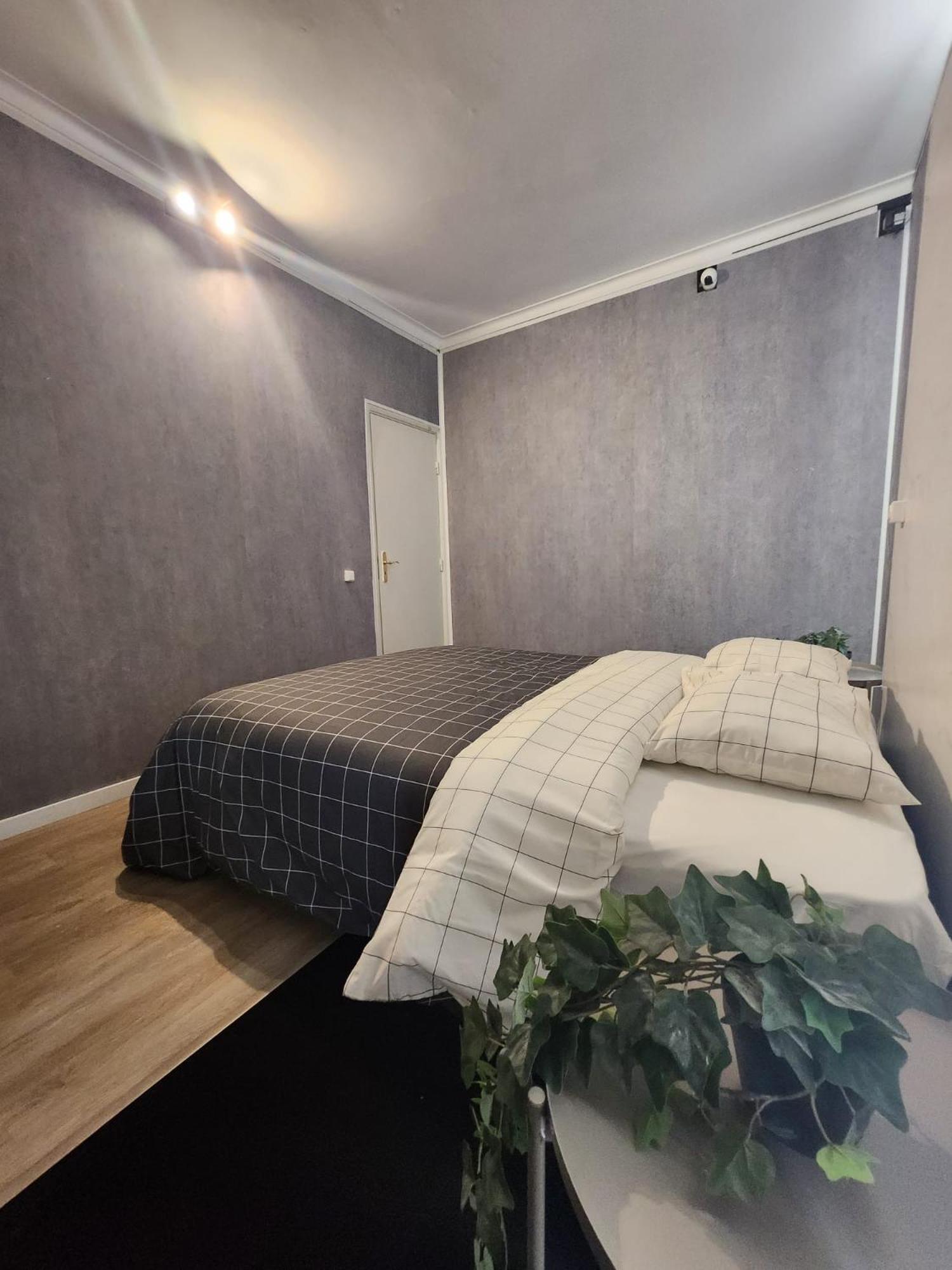 Daora Lisbon Low Cost Hostel Екстериор снимка
